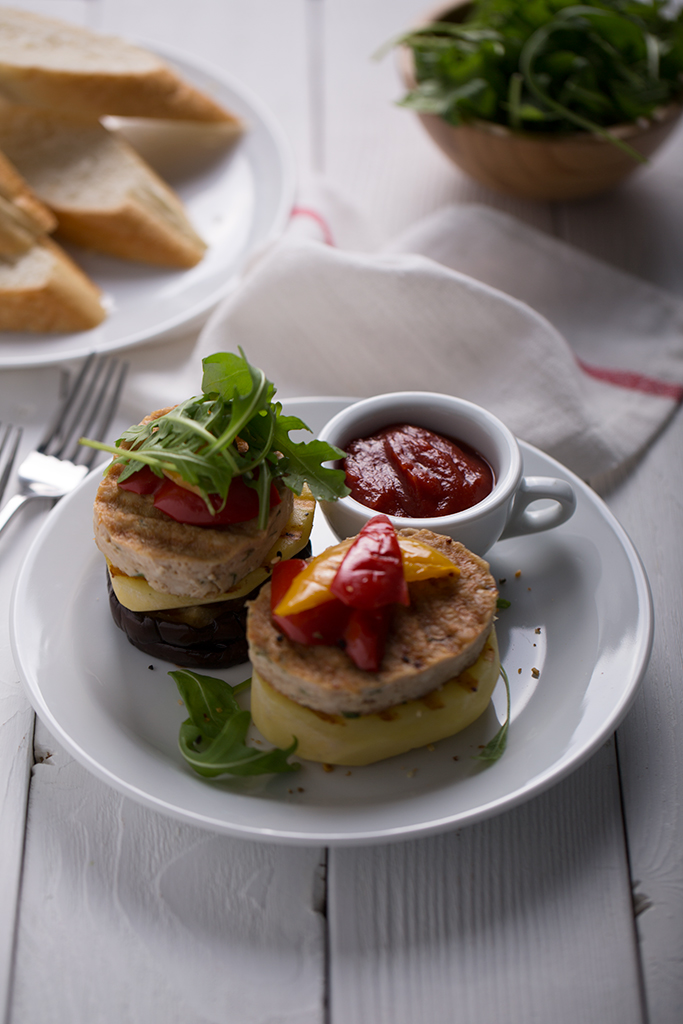 десерты с бутербродницей REDMOND RSM-M1404 